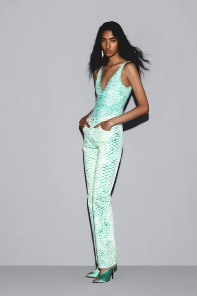 Look 32